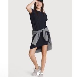 Kit and Ace Drape Wave Black Asymmetric T-Shirt Dress Size Medium 6